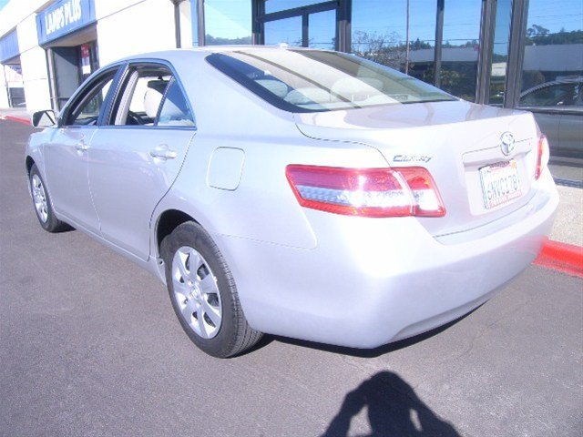 Toyota Camry 2011 photo 2