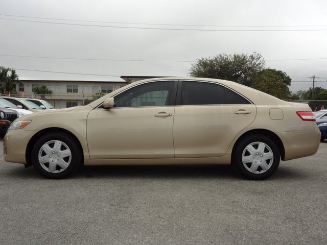 Toyota Camry 2011 photo 1