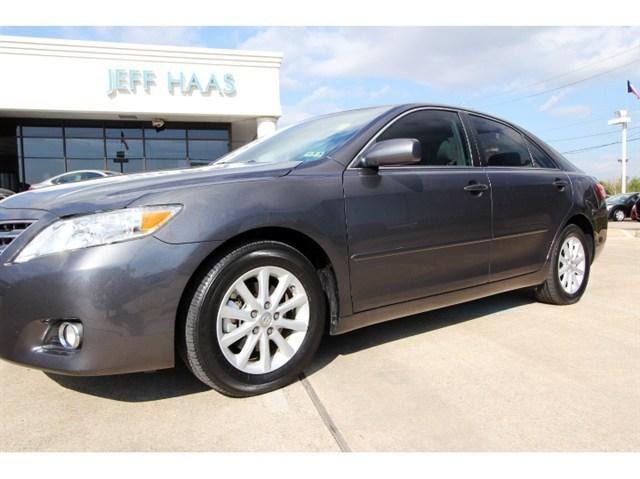 Toyota Camry 2011 photo 2