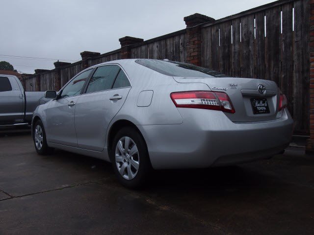Toyota Camry 2011 photo 2