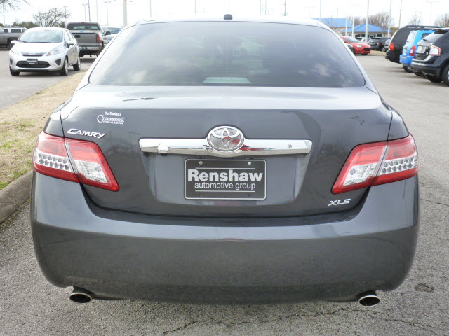Toyota Camry 2011 photo 4