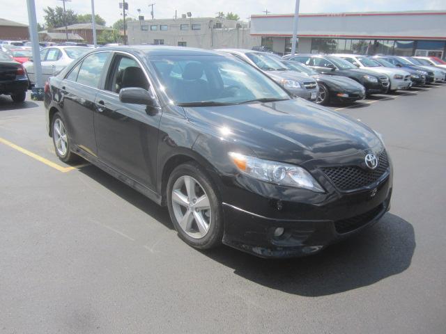 Toyota Camry 2011 photo 2
