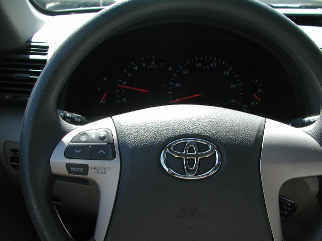 Toyota Camry 2011 photo 2