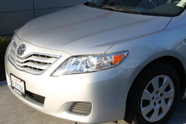 Toyota Camry 2011 photo 3