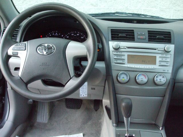 Toyota Camry 2011 photo 6