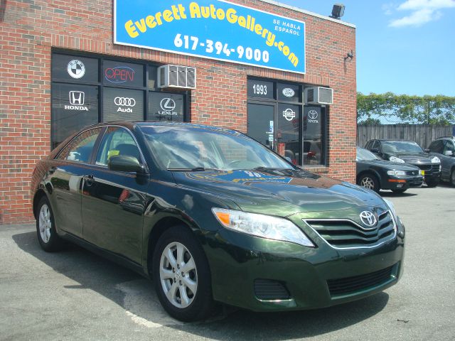 Toyota Camry Limited 3.0R VDC AWD Wagon Sedan