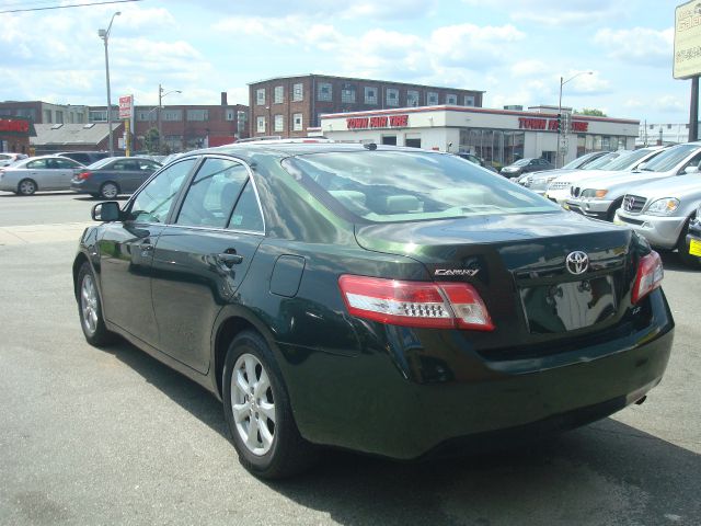 Toyota Camry 2011 photo 1