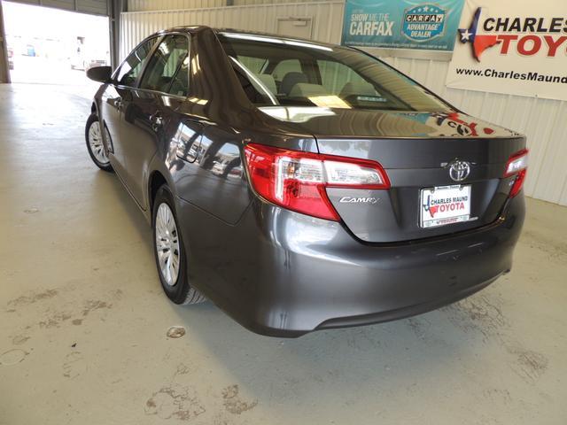 Toyota Camry 2012 photo 1