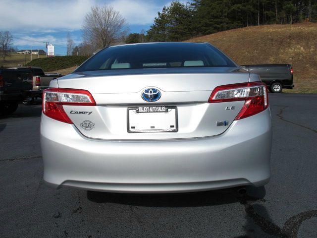 Toyota Camry 126 WB 4WD Sedan