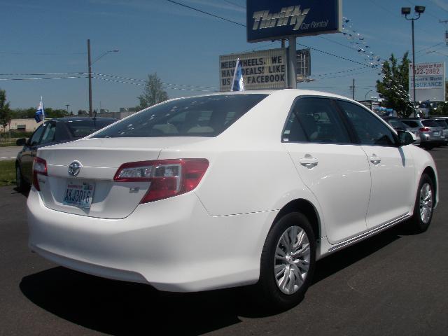 Toyota Camry 2012 photo 1