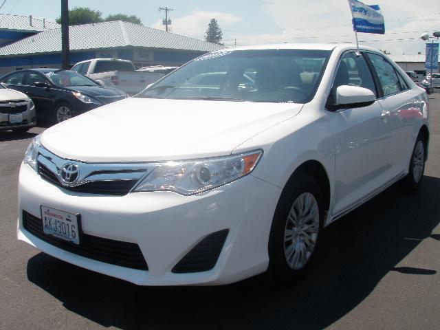 Toyota Camry 2012 photo 2