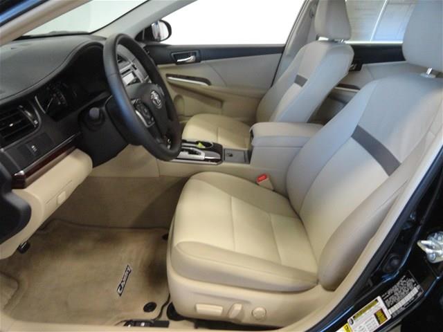 Toyota Camry 2012 photo 2