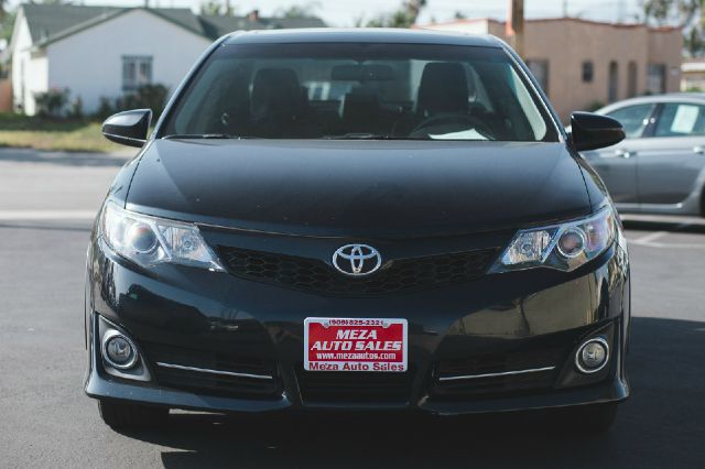 Toyota Camry 2012 photo 3