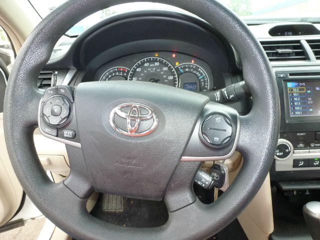 Toyota Camry 2012 photo 1