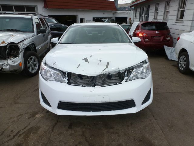 Toyota Camry 2012 photo 18