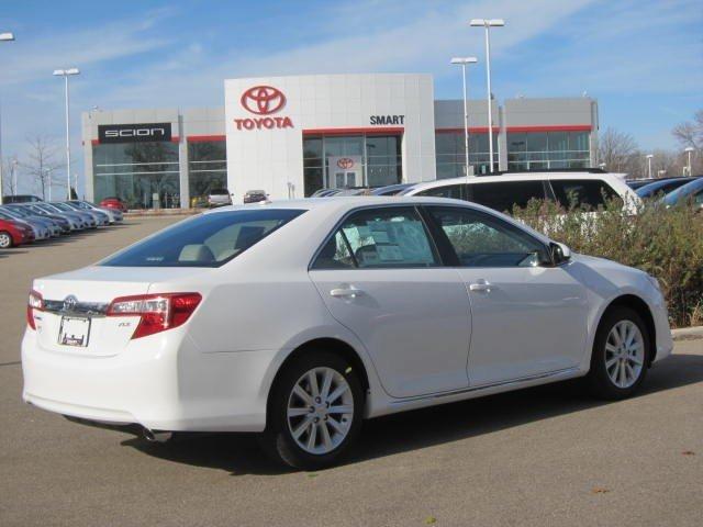 Toyota Camry 2012 photo 1