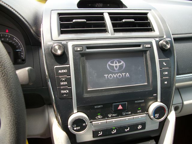 Toyota Camry 2012 photo 1
