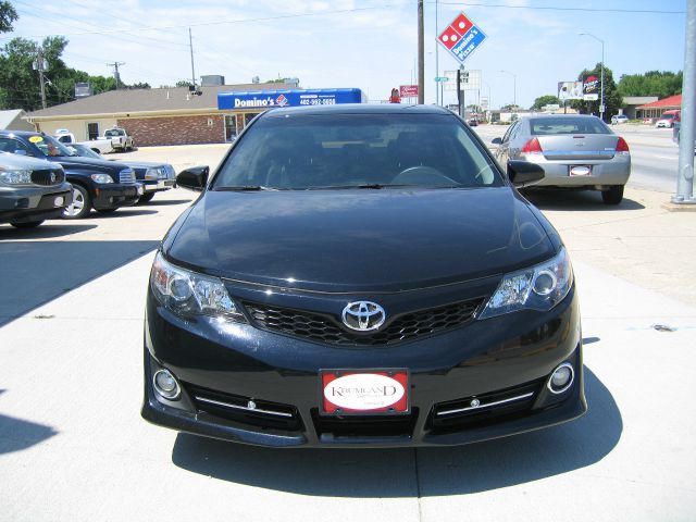 Toyota Camry 2012 photo 2