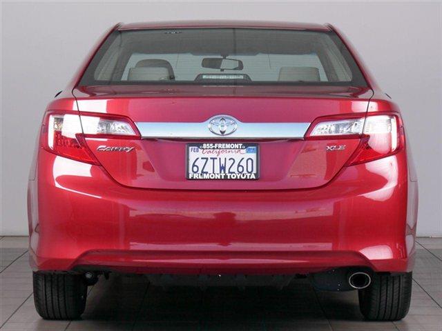 Toyota Camry 2012 photo 1