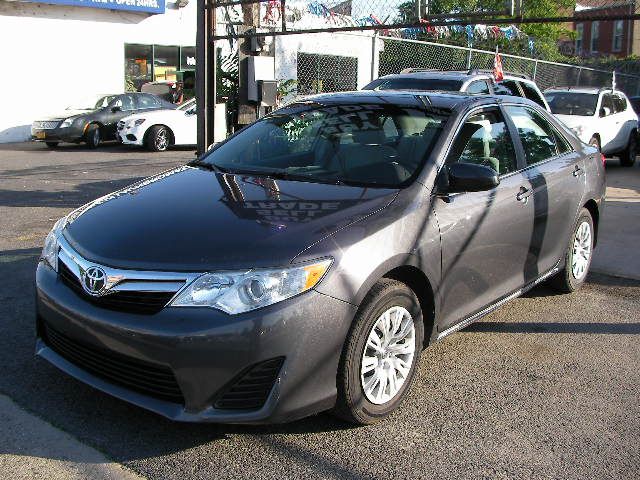 Toyota Camry 2012 photo 2