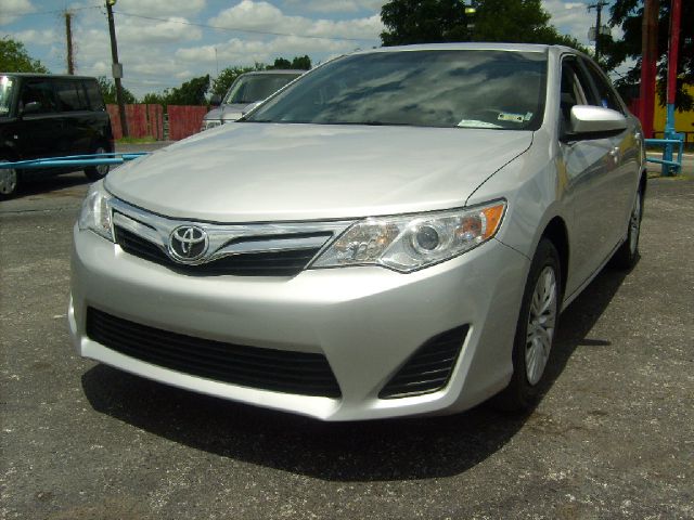 Toyota Camry 2012 photo 2