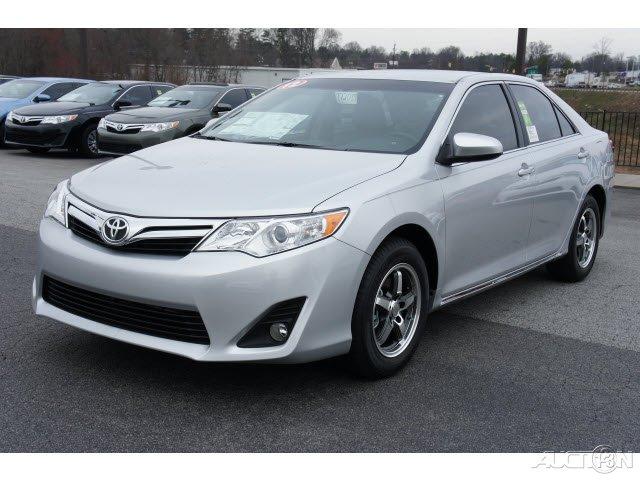 Toyota Camry X Sedan