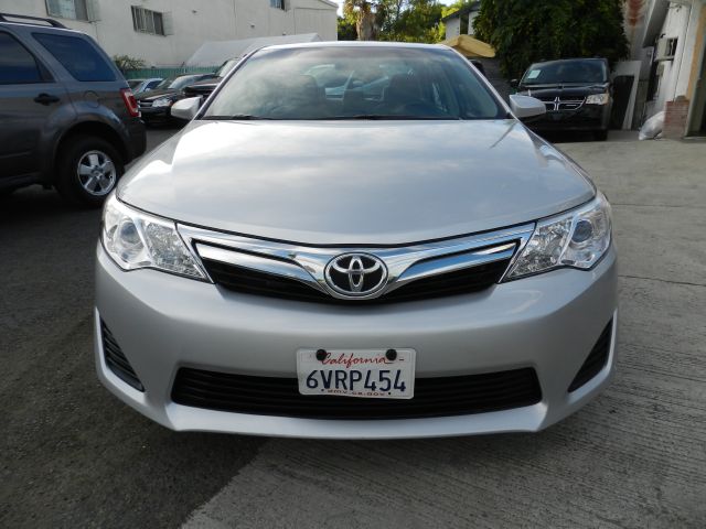 Toyota Camry 2012 photo 2