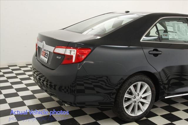 Toyota Camry 2012 photo 1