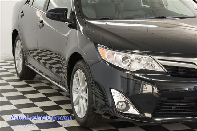 Toyota Camry 2012 photo 2