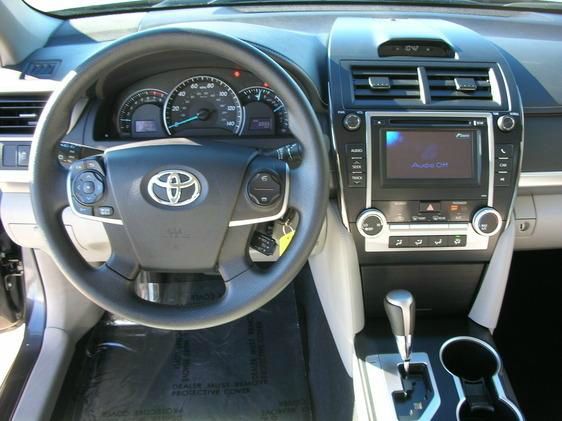 Toyota Camry 2012 photo 1