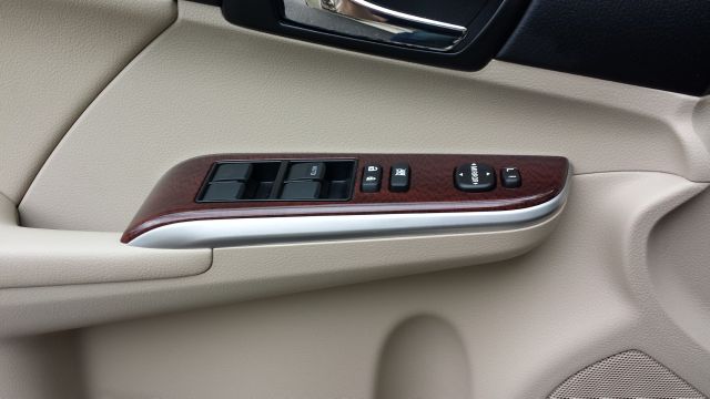 Toyota Camry 2012 photo 27