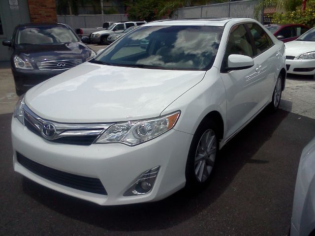Toyota Camry 2012 photo 2