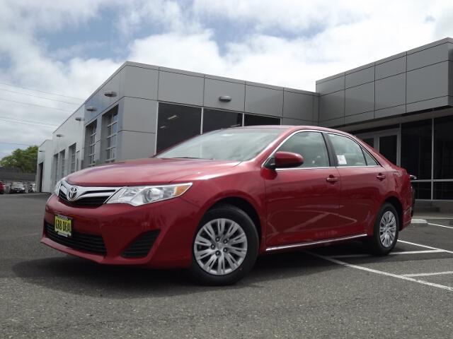 Toyota Camry 4WD Supercrew Sedan