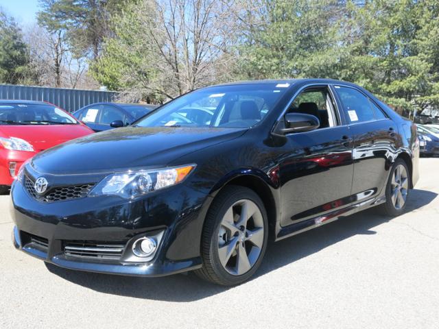 Toyota Camry 2014 photo 1