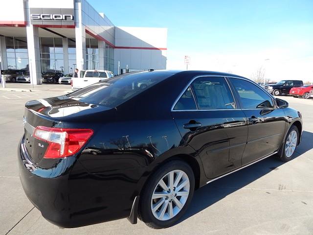 Toyota Camry 2014 photo 4
