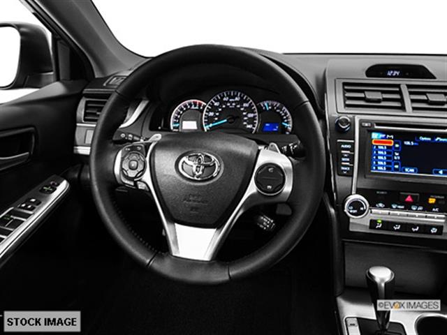 Toyota Camry 2014 photo 1