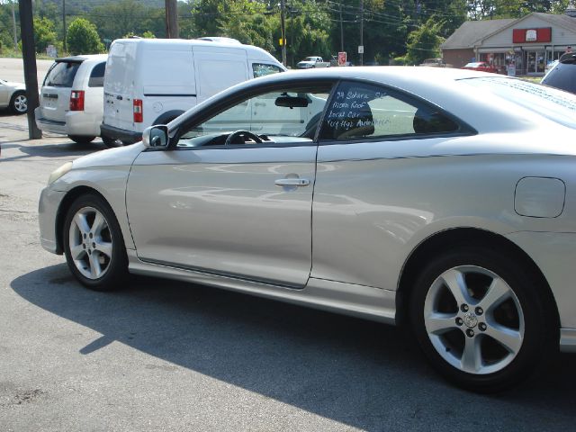Toyota Camry Solara 2004 photo 2