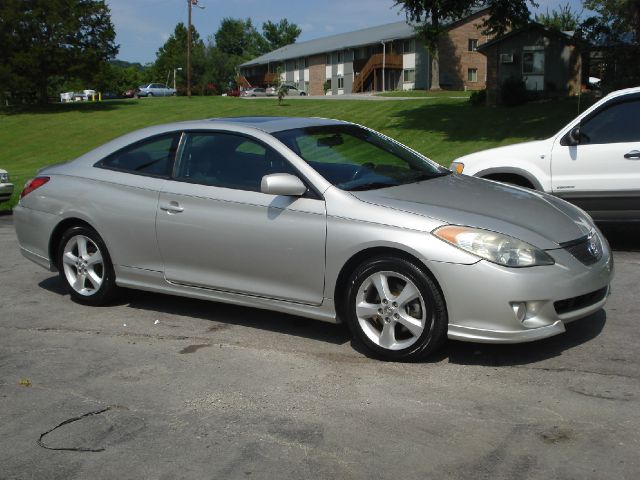 Toyota Camry Solara 2004 photo 3