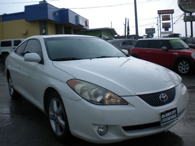 Toyota Camry Solara 2004 photo 17