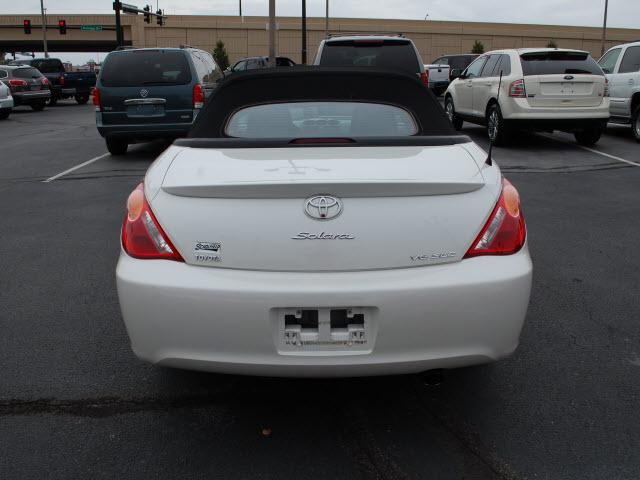 Toyota Camry Solara 2006 photo 3
