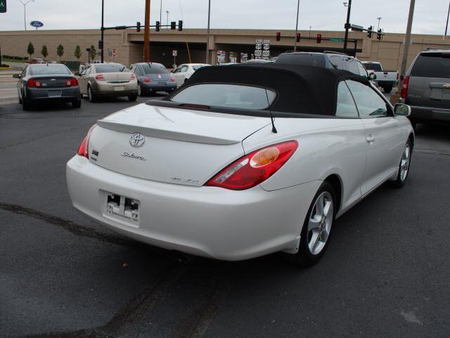 Toyota Camry Solara 2006 photo 4