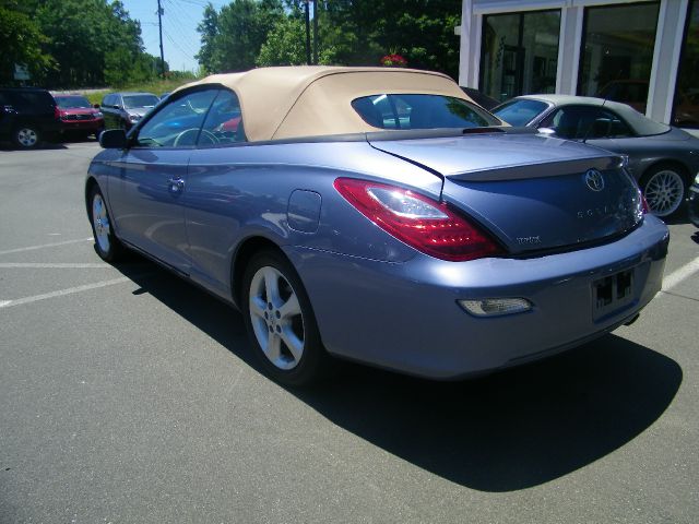 Toyota Camry Solara 4WD Crew Cab 153 LTZ Convertible