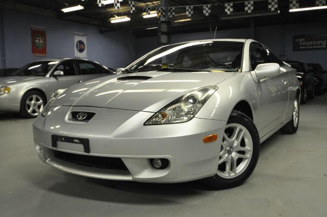 Toyota Celica 2000 photo 1