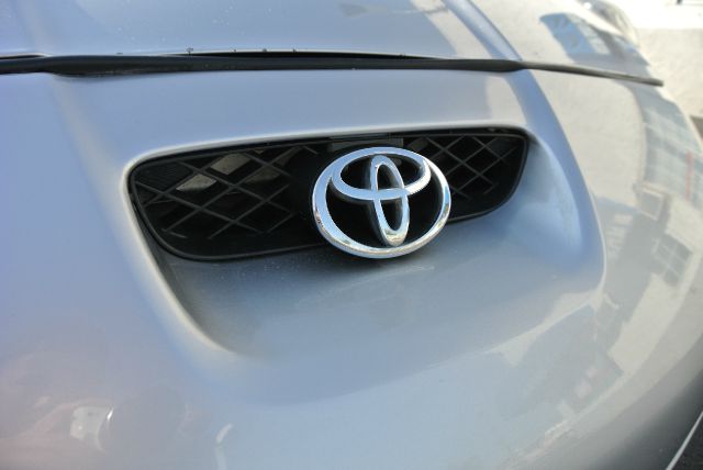 Toyota Celica 2000 photo 0