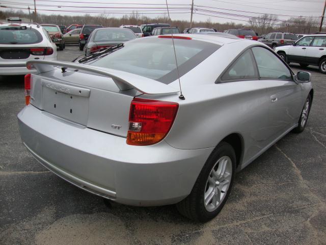 Toyota Celica 2000 photo 1