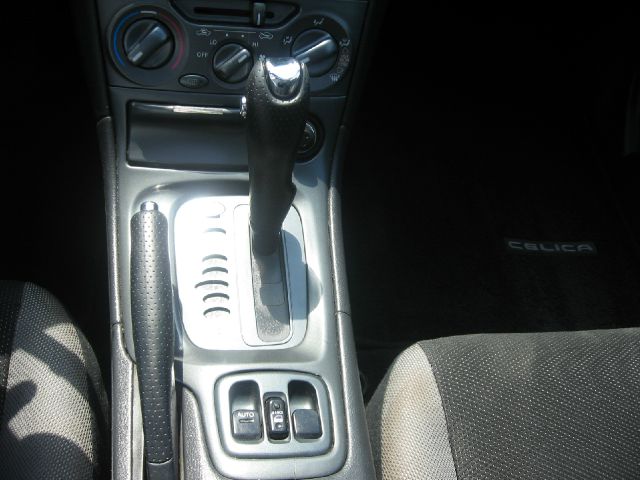 Toyota Celica 2005 photo 0