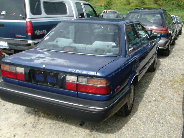 Toyota Corolla 1989 photo 1