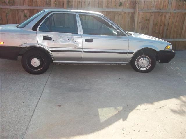 Toyota Corolla 1990 photo 1
