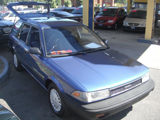 Toyota Corolla 1990 photo 3