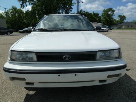 Toyota Corolla 1992 photo 3